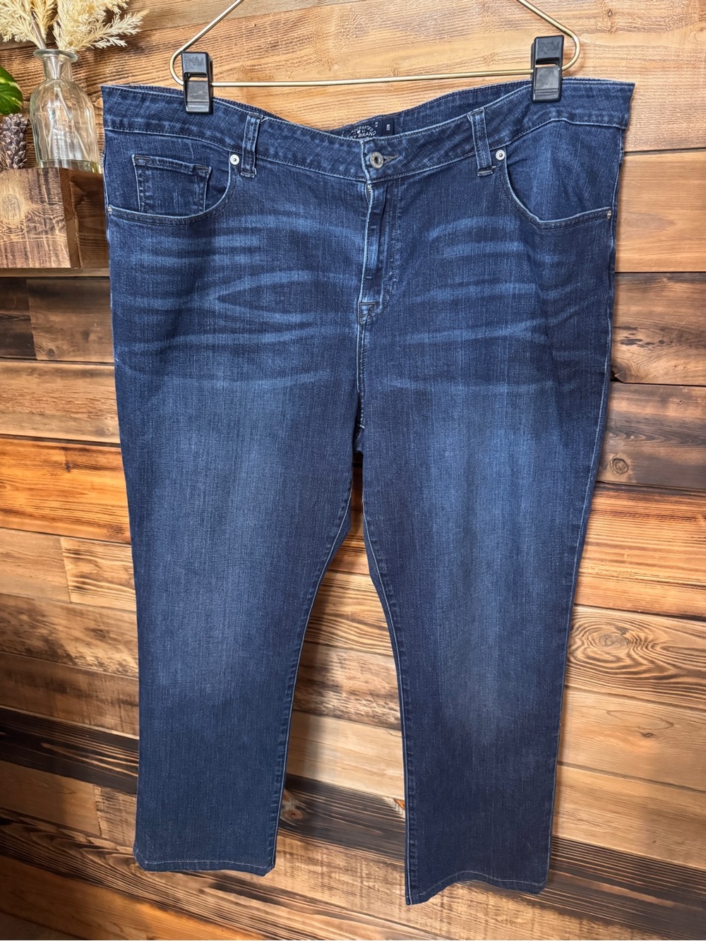 Lucky Brand Women's Straight Leg Jeans – Size 22 | 27" Inseam | Dark Wash